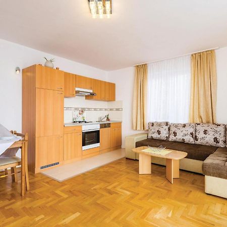 Stunning Apartment In Mošćenička Draga Extérieur photo